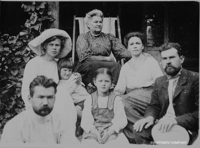 1906